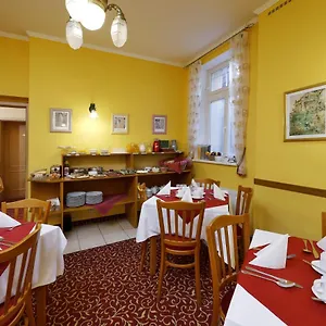 Boston 3*, Karlovy Vary Česká republika